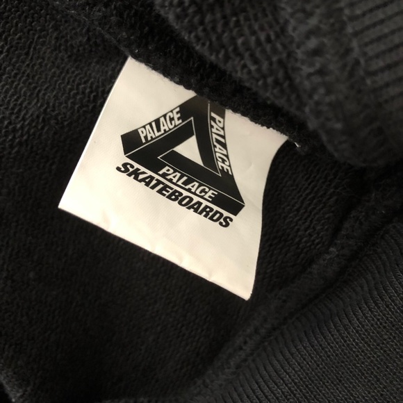 PALACE • HOODIE - Picture 6 of 7